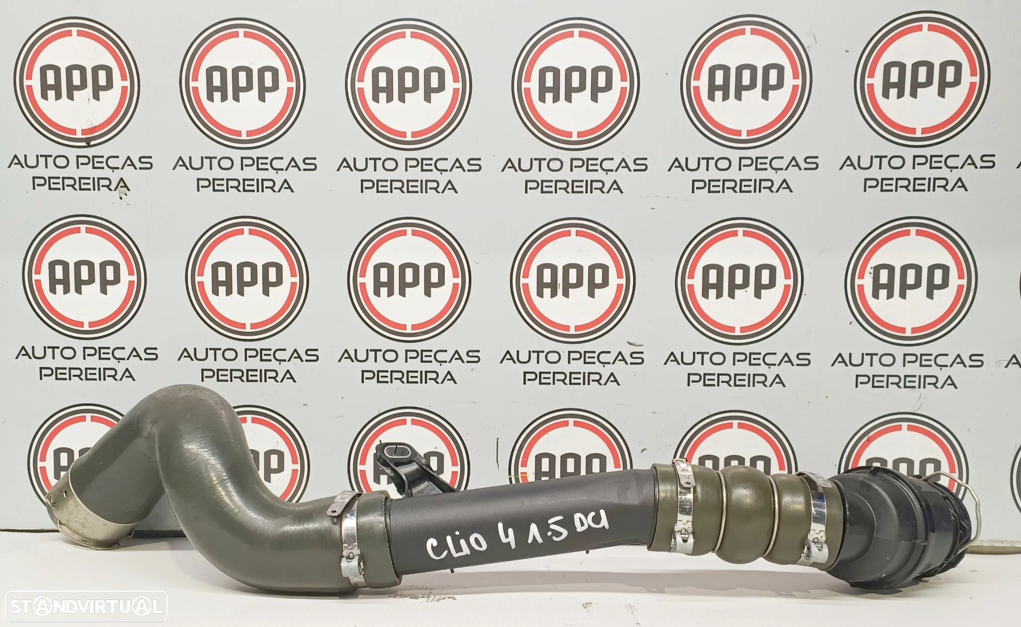 Tubo intercooler central Renault Clio 4 1.5 DCI ref: 144601524R . - 1