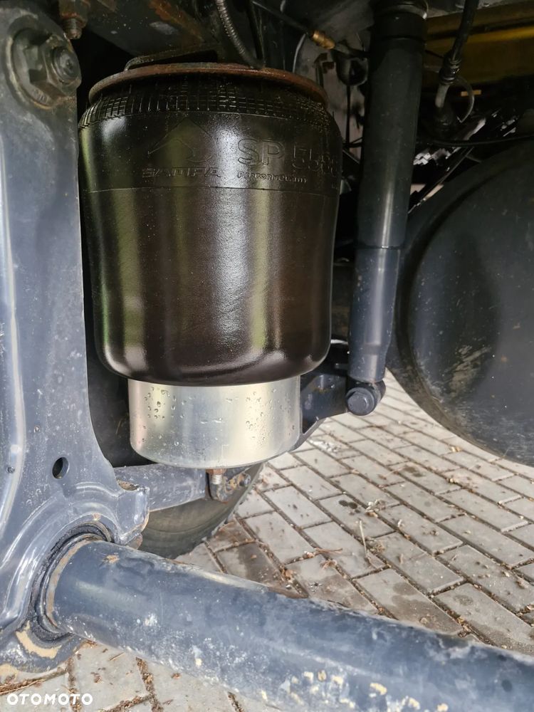 Iveco Eurocargo ML180 - 23