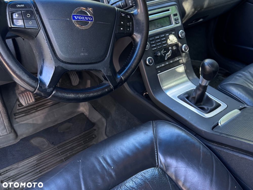 Volvo V70 2.0D Kinetic - 8