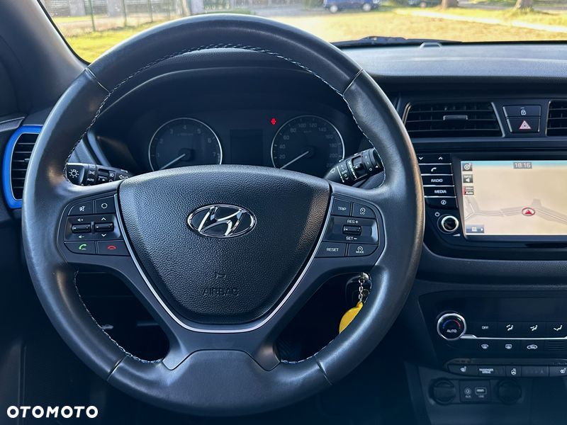 Hyundai i20 - 15