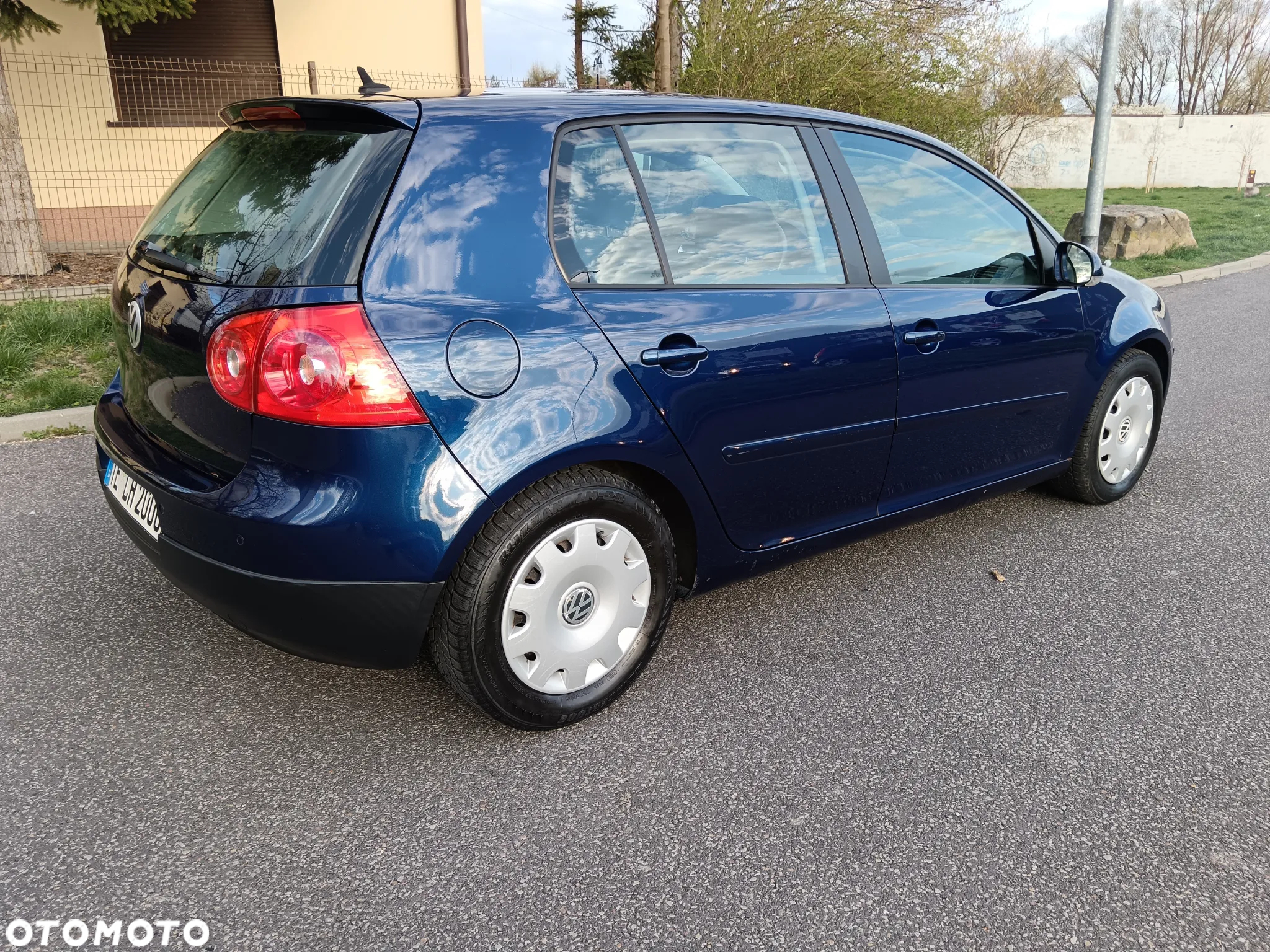 Volkswagen Golf 1.9 TDI Sportline - 21