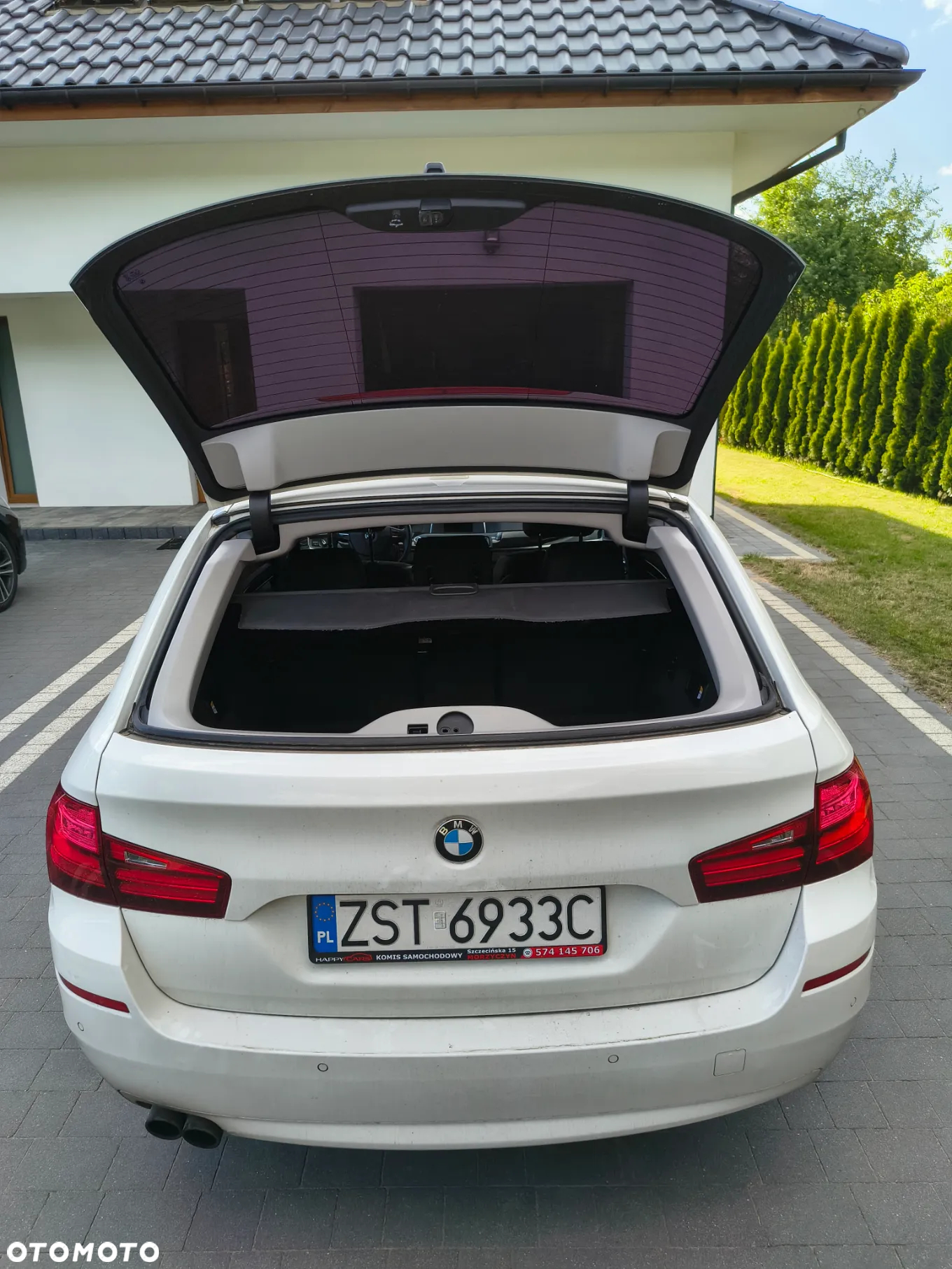 BMW Seria 5 525d Touring - 11