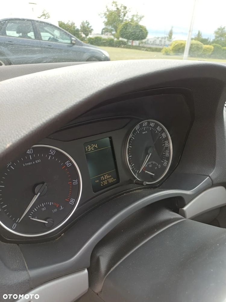Skoda Octavia 1.8 TSI Family Plus - 8