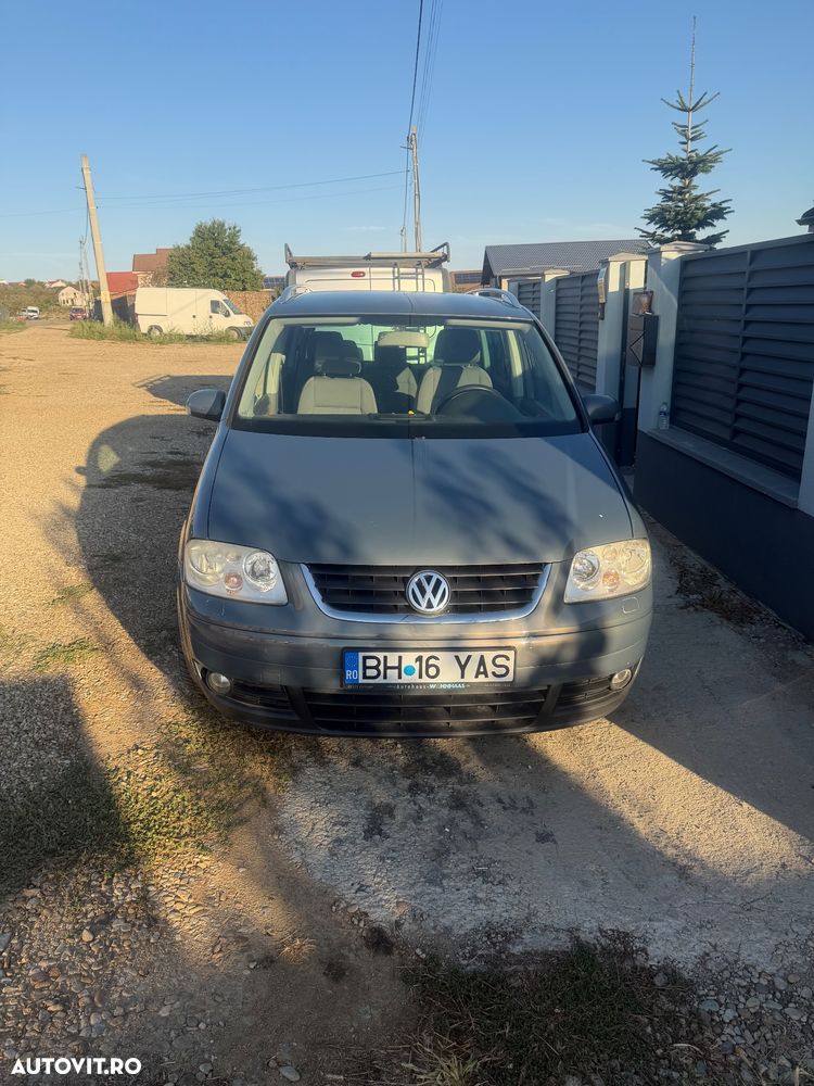 Volkswagen Touran 2.0TDI Highline Aut - 21