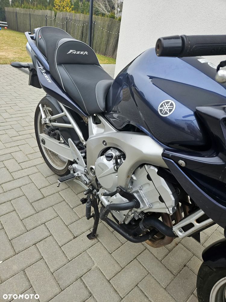 Yamaha FZ6 - 10