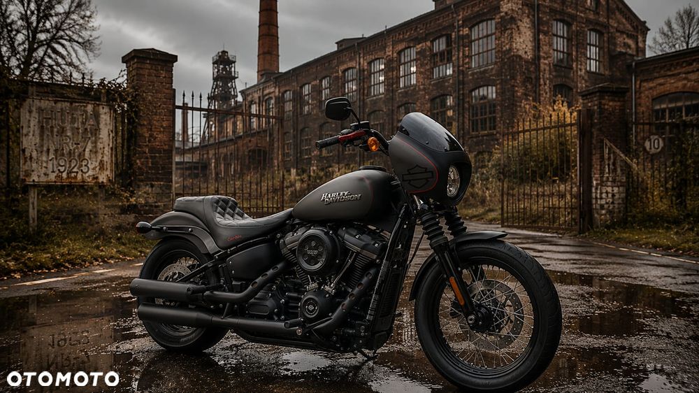 Harley-Davidson Softail Street Bob - 1