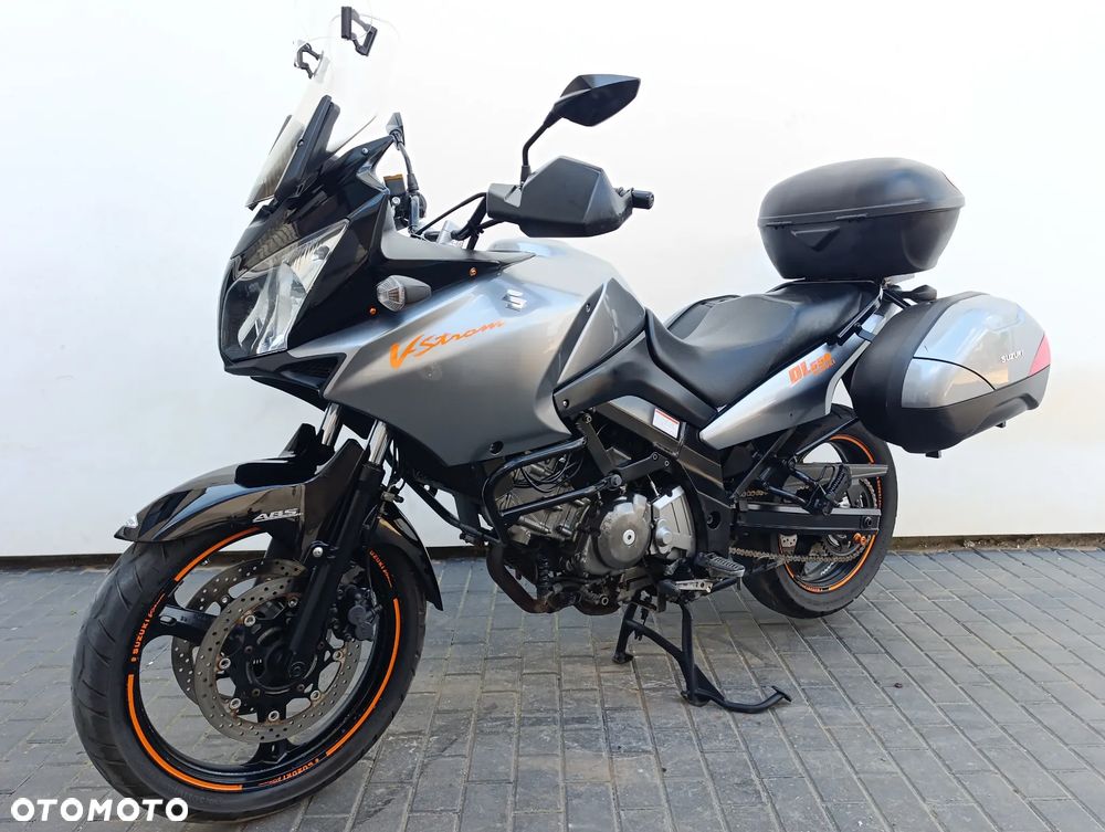 Suzuki V-STROM - 3