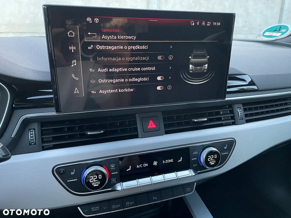 Audi A4 Avant - 33