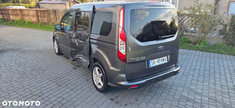 Ford Tourneo Connect Grand - 5