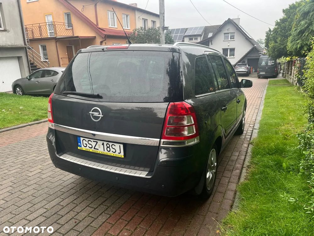 Opel Zafira 1.8 Active - 11
