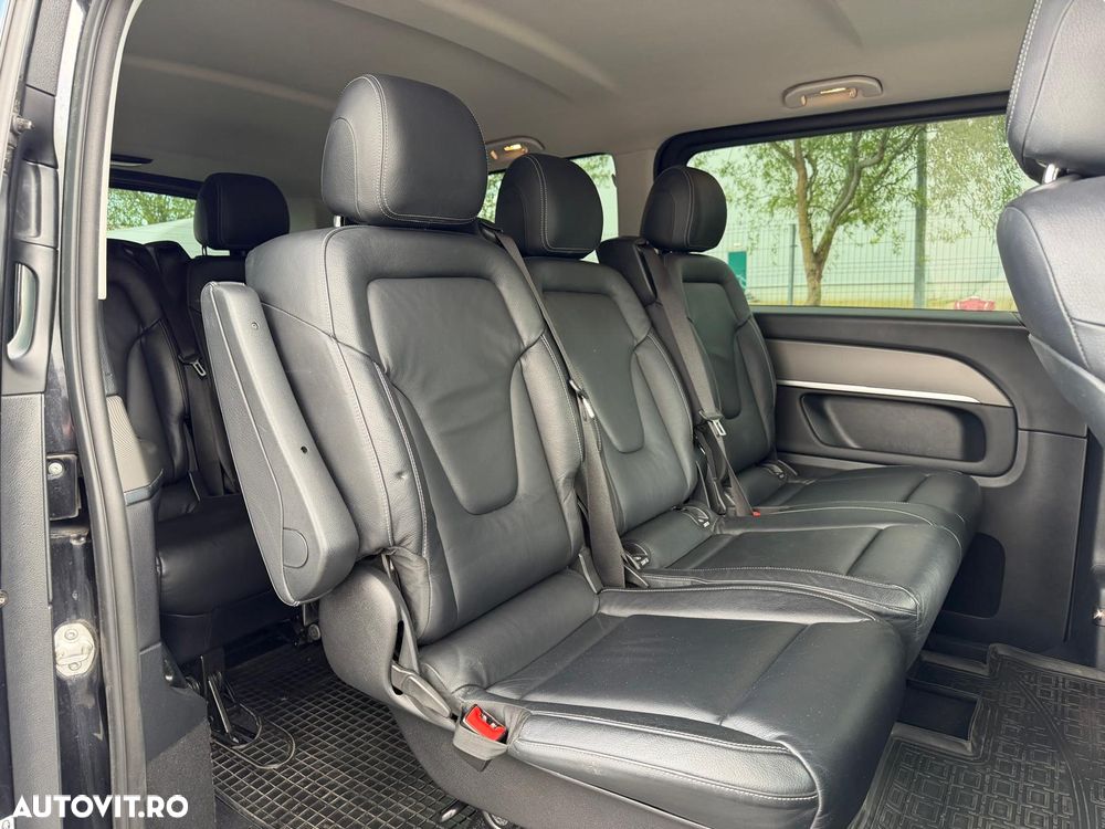 Mercedes-Benz V - 8