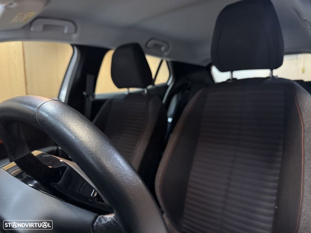 Peugeot 2008 1.5 BlueHDi Active Pack - 18