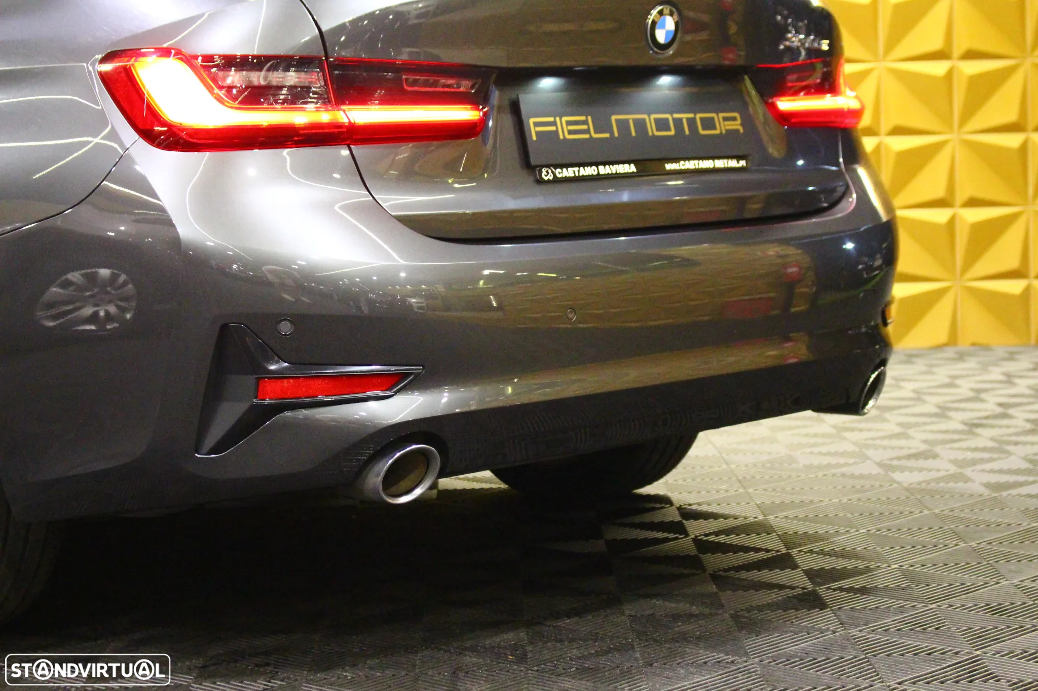 BMW 330 e Auto - 11