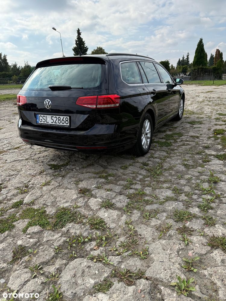 Volkswagen Passat 2.0 TDI DSG (BlueMotion Technology) Comfortline - 4