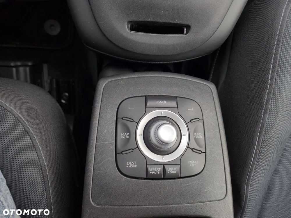 Renault Scenic 1.6 16V 110 Dynamique - 24