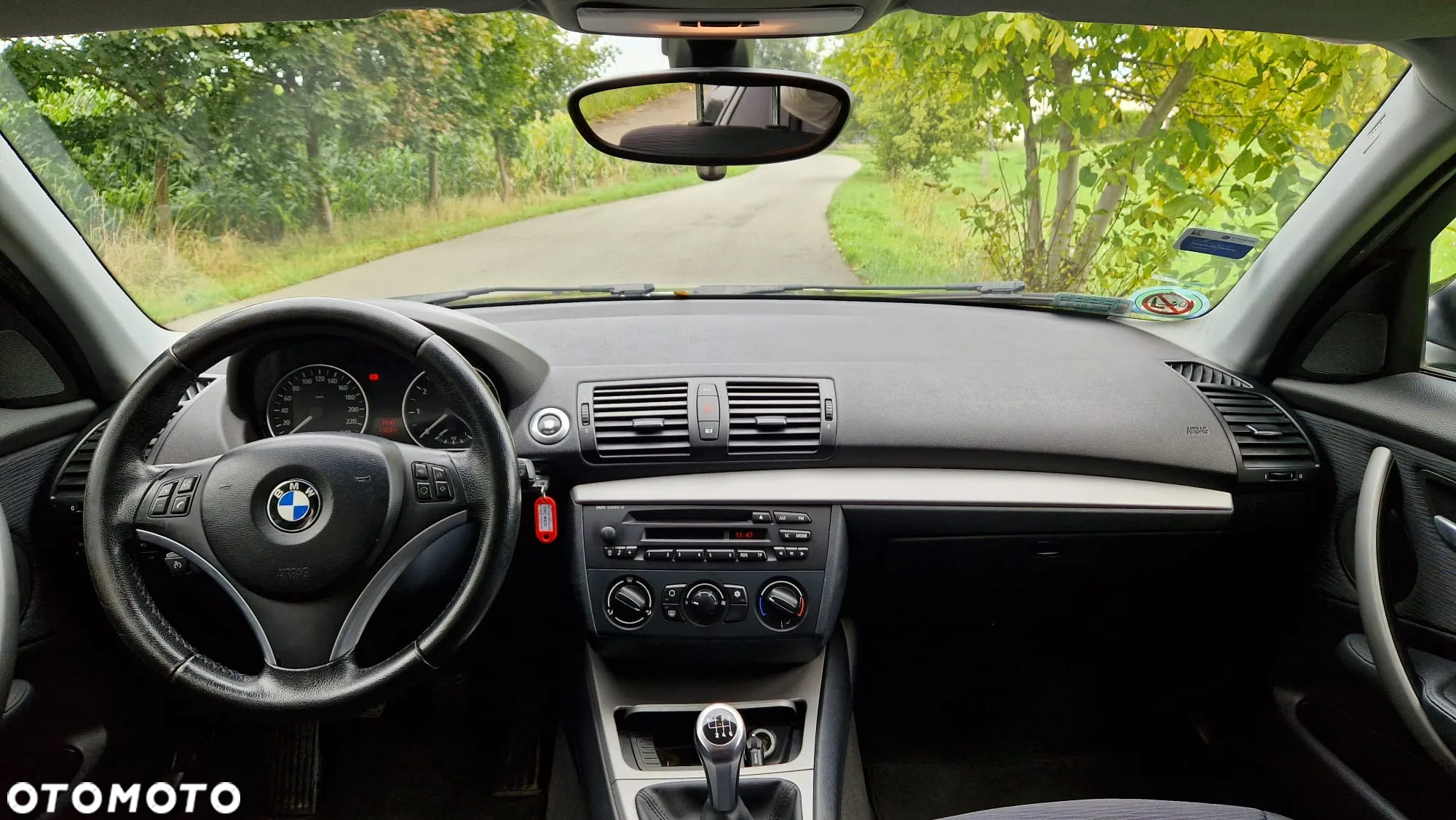 BMW Seria 1 116i - 8