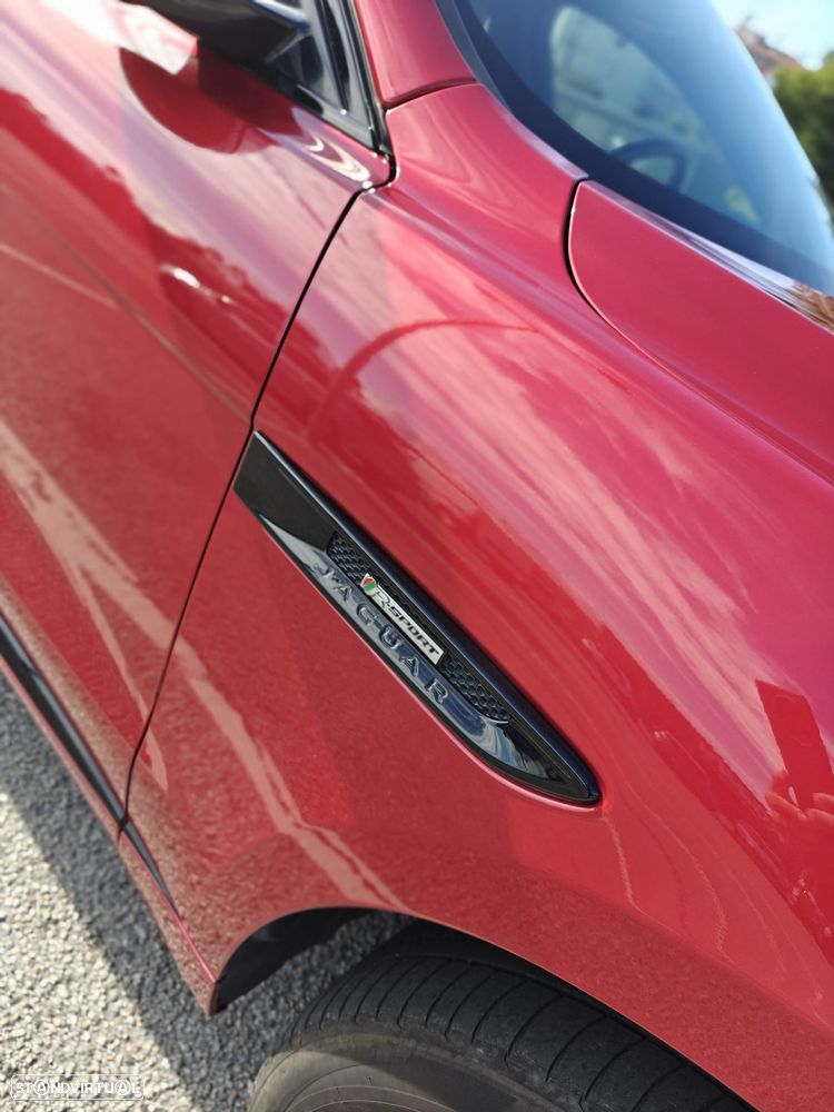 Jaguar F-Pace 20d Aut. R-Sport - 18