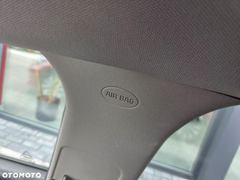 Kia Ceed 1.6 CRDi 136 ISG Platinum Edition - 22