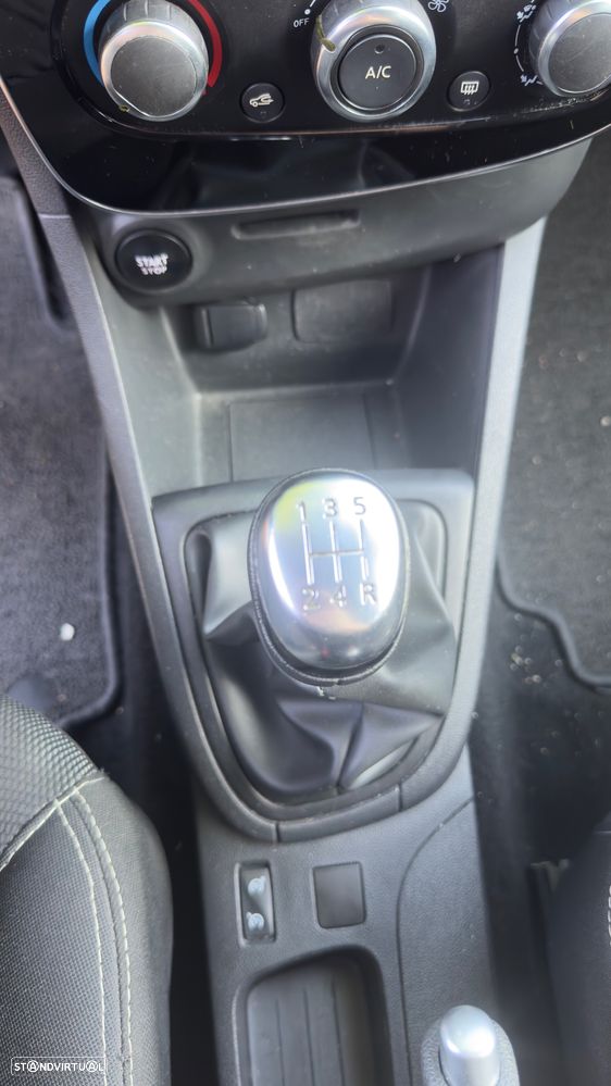 Renault Clio 1.5 dCi Limited - 6