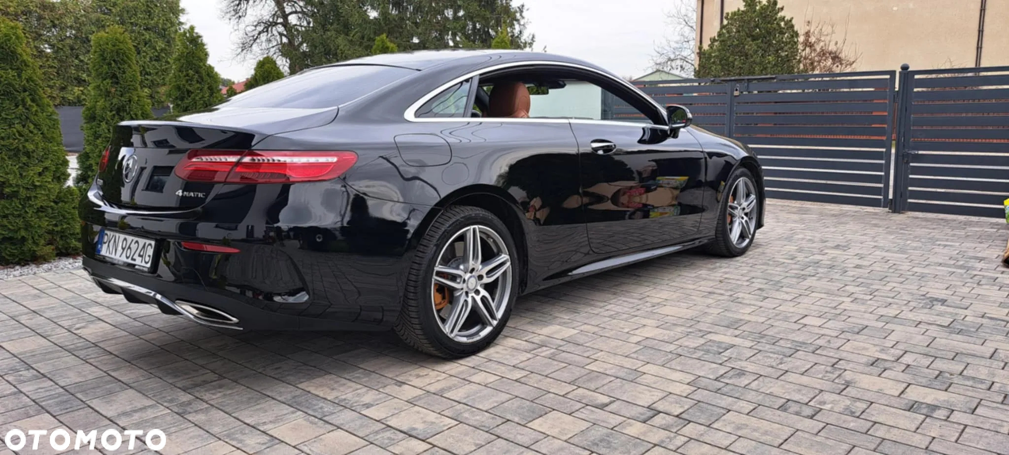 Mercedes-Benz Klasa E 400 4Matic Coupe 9G-TRONIC AMG Line - 5