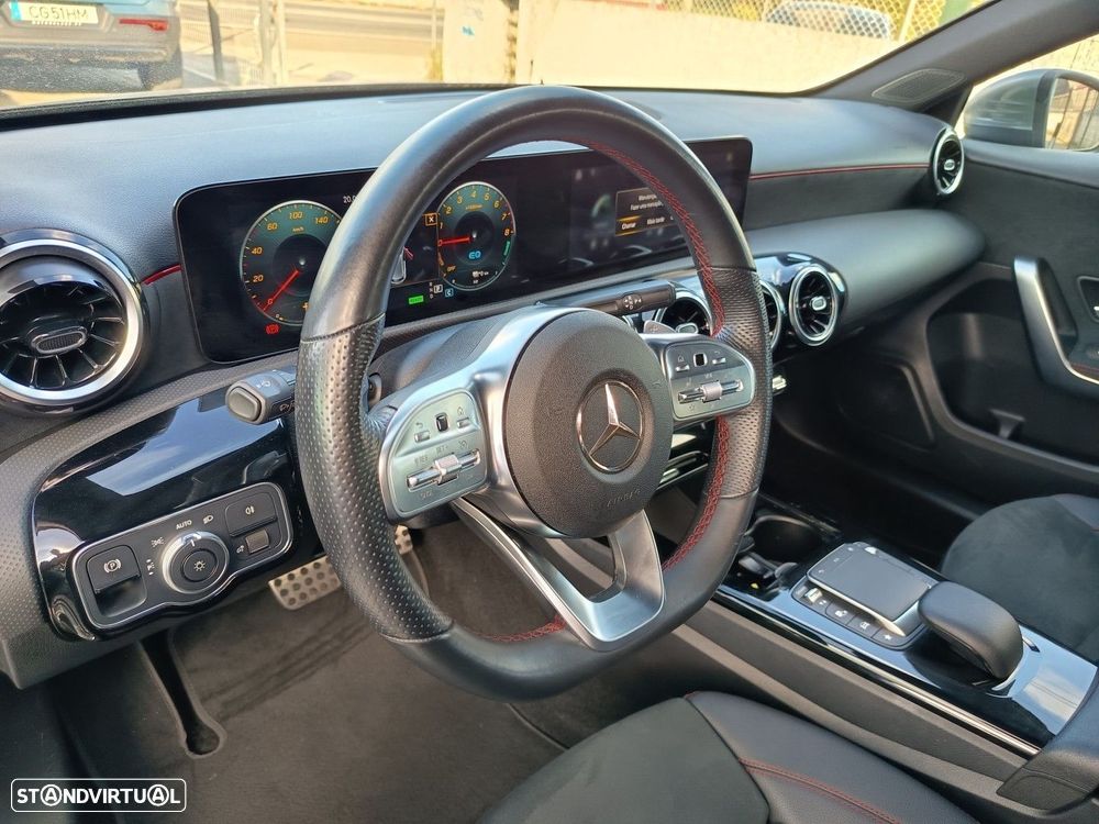 Mercedes-Benz A 250 e AMG Line - 18