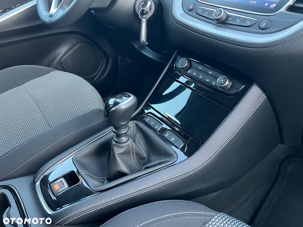 Opel Grandland X 1.2 Start/Stop Edition - 30
