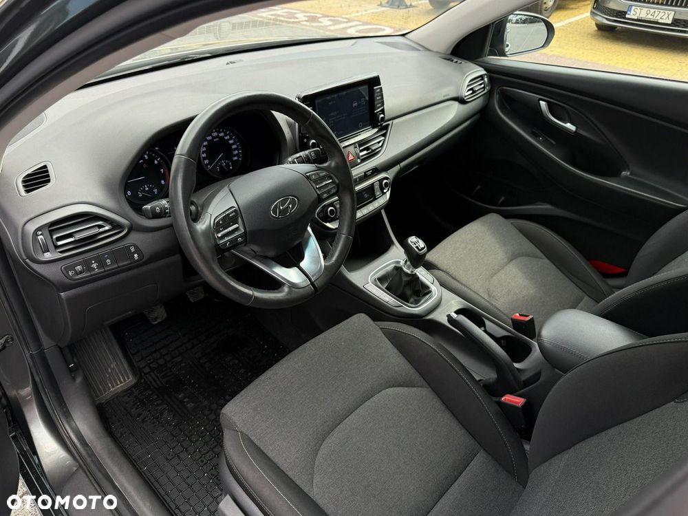 Hyundai i30 1.0 T-GDI Smart - 12