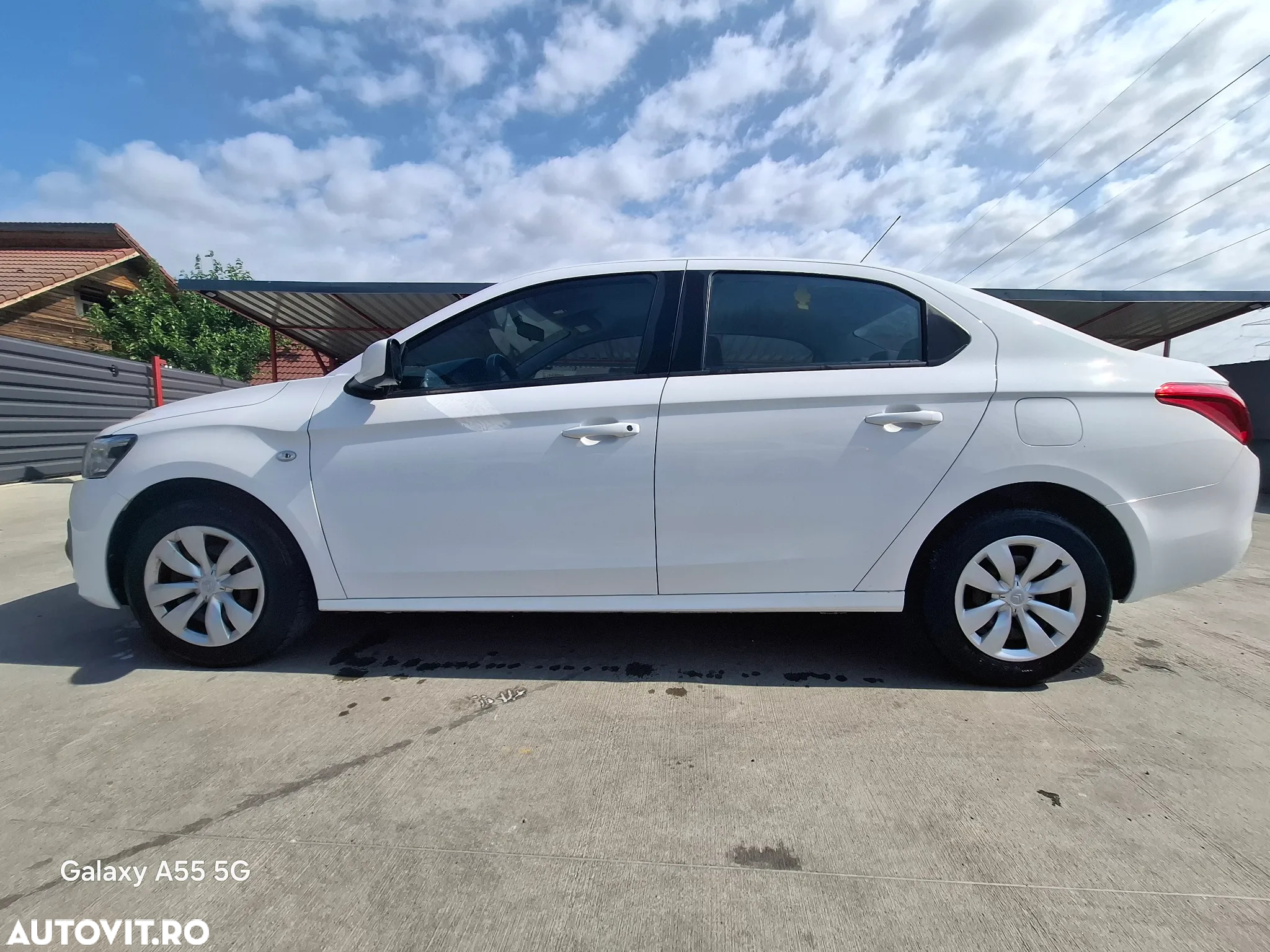 Citroën C-Elysée 1.6 BlueHDi BVM Shine - 3