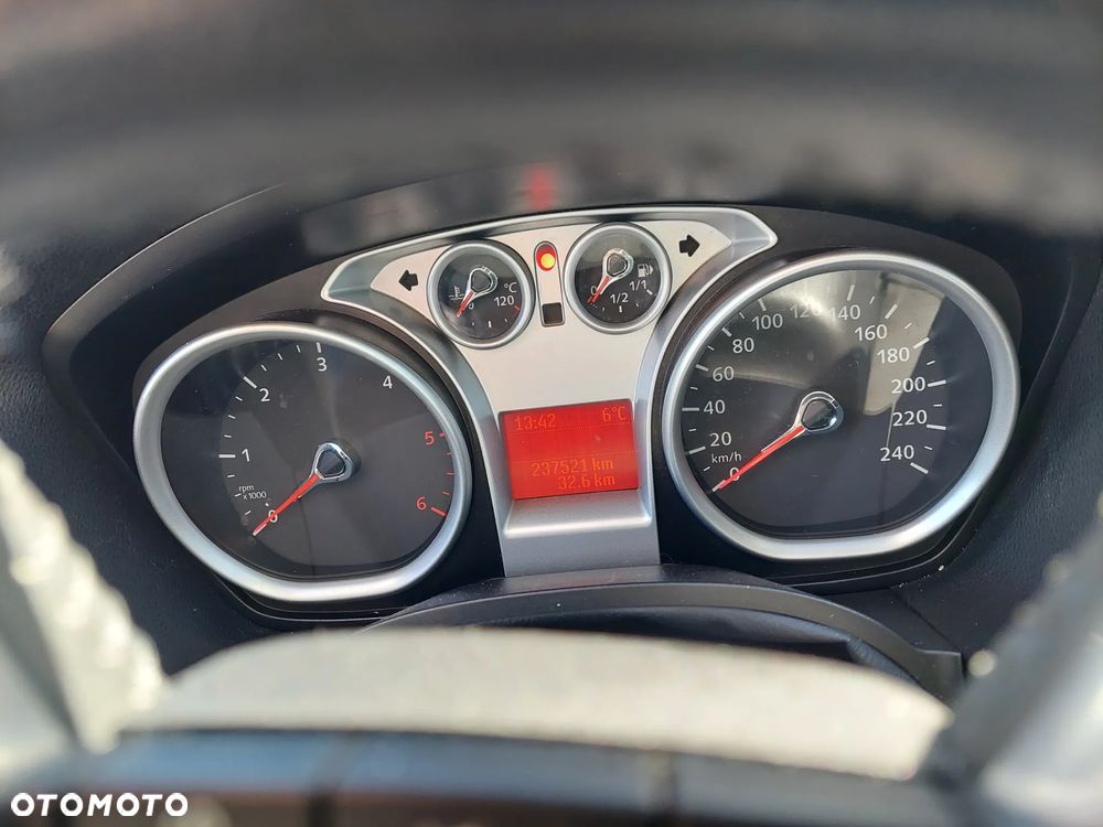 Ford Kuga 2.0 TDCi Trend - 6