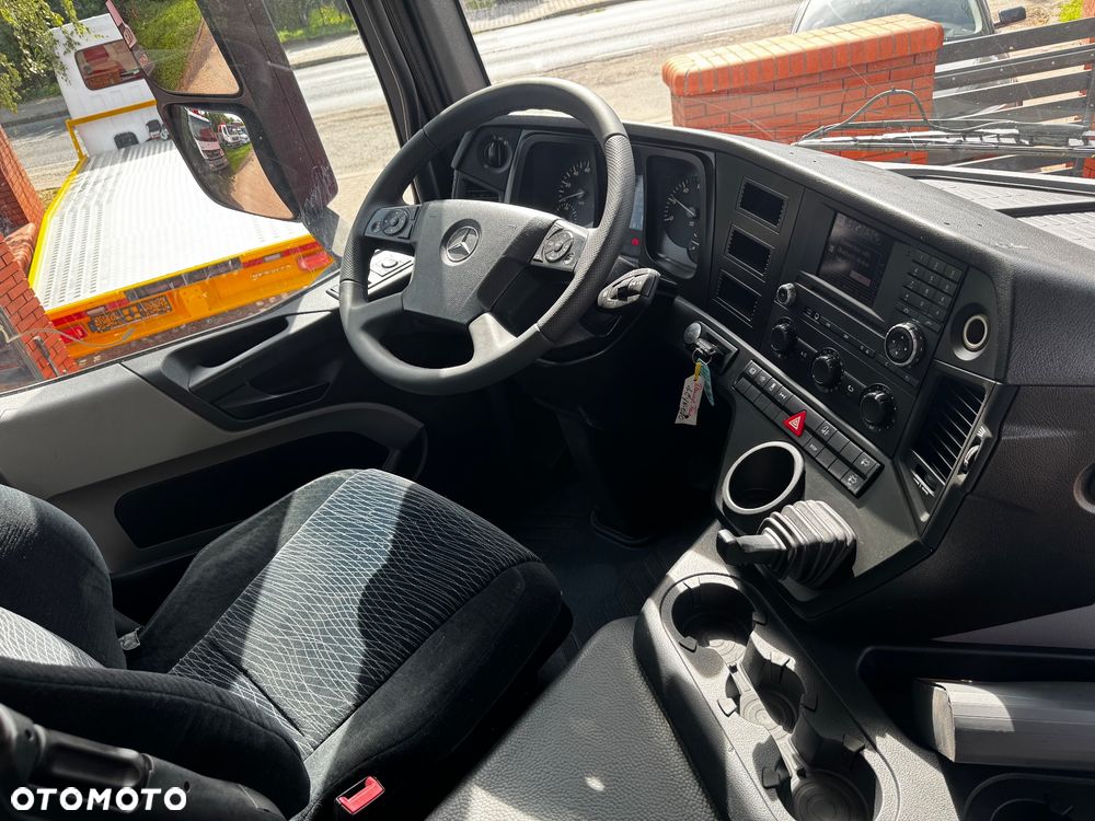 Mercedes-Benz ANTOS 1827 KONTENER 8.20 WINDA - 33