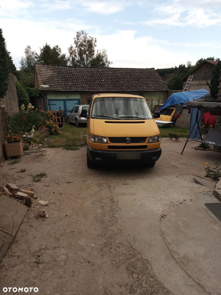 Volkswagen T-4 - 1