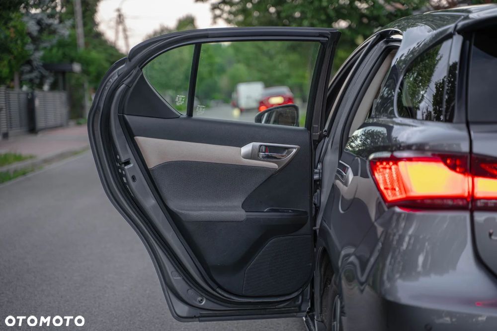 Lexus CT 200h Business Edition - 25