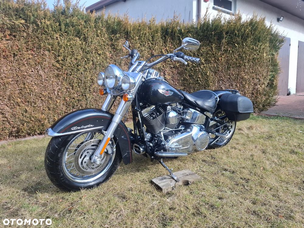 Harley-Davidson Softail Deluxe - 2