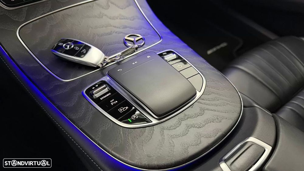 Mercedes-Benz CLS 220 d AMG Line - 26