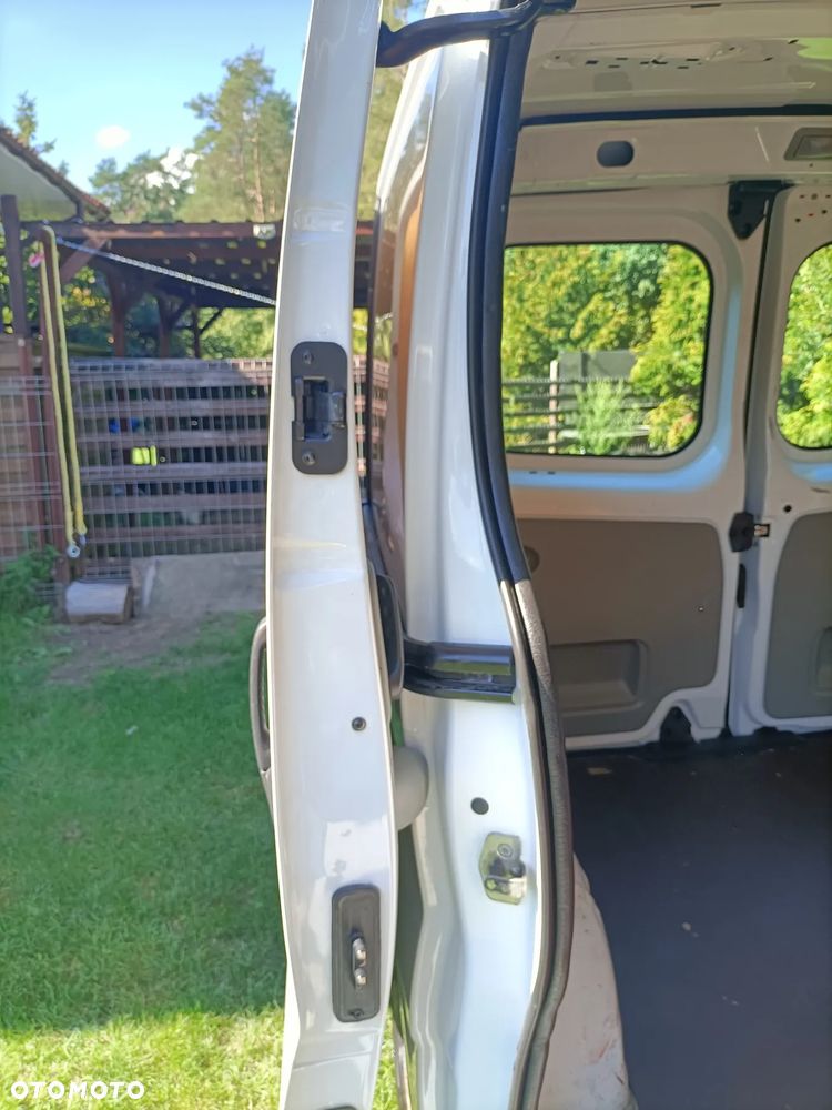 Opel Vivaro - 13
