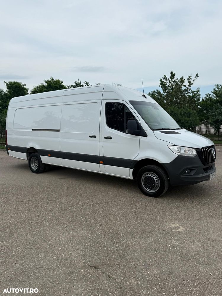 Mercedes-Benz Sprinter - 22