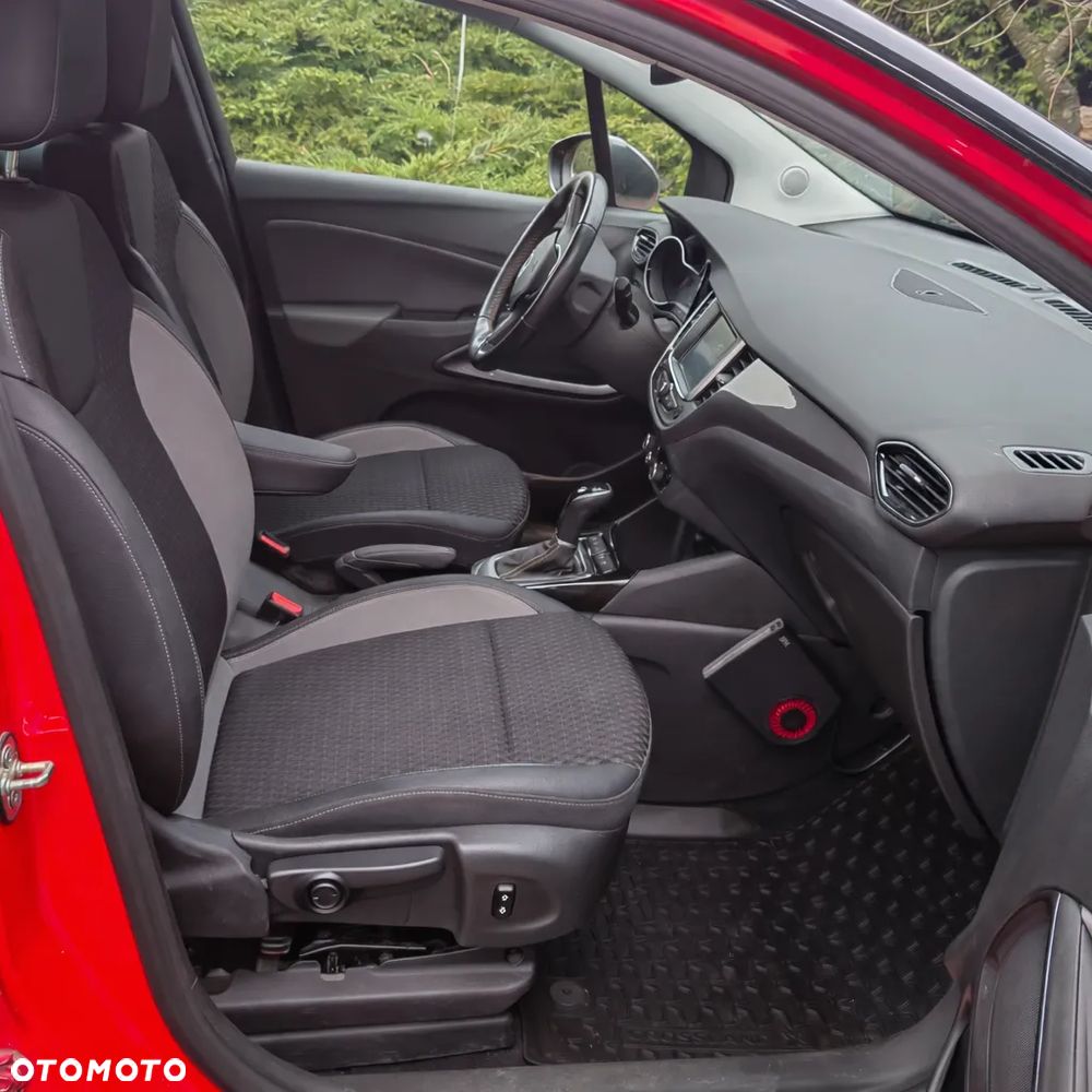 Opel Crossland X - 12