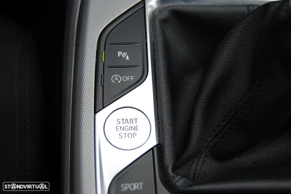 BMW 318 d Touring Advantage - 29