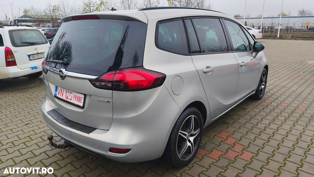 Opel Zafira - 4