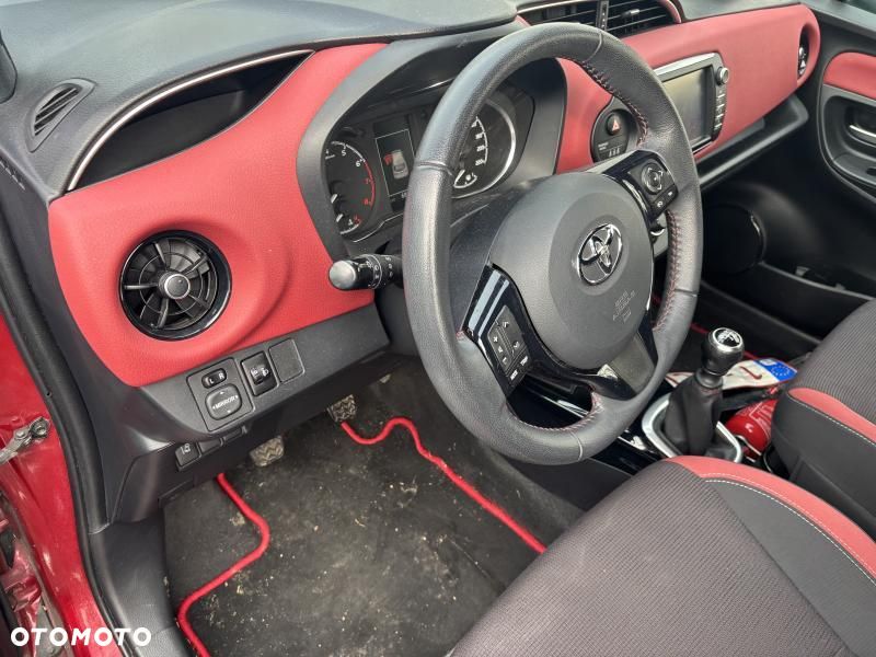 Toyota Yaris 1,5-Dual-VVT-iE Comfort mit Design-Paket - 3