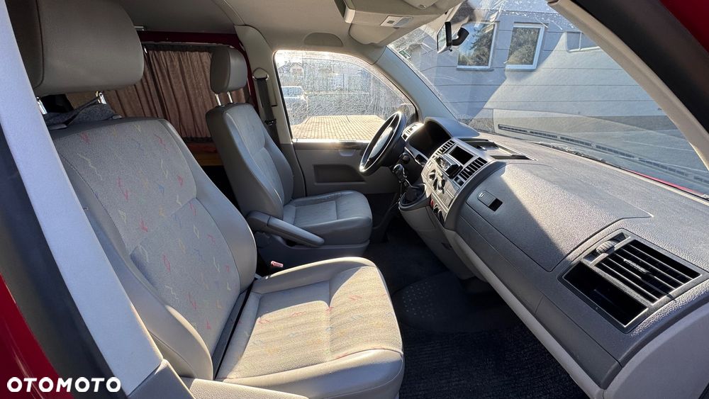 Volkswagen Transporter Caravelle Kurz (7.Si.) - 10