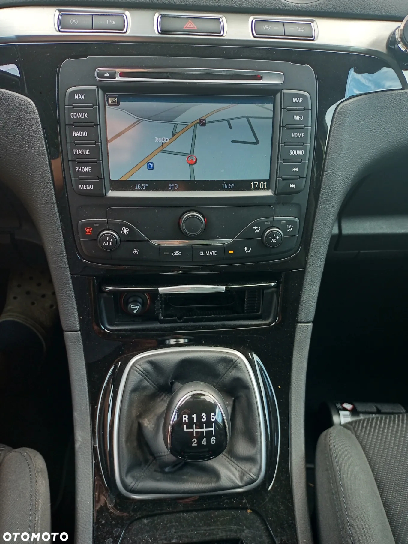 Ford S-Max - 18