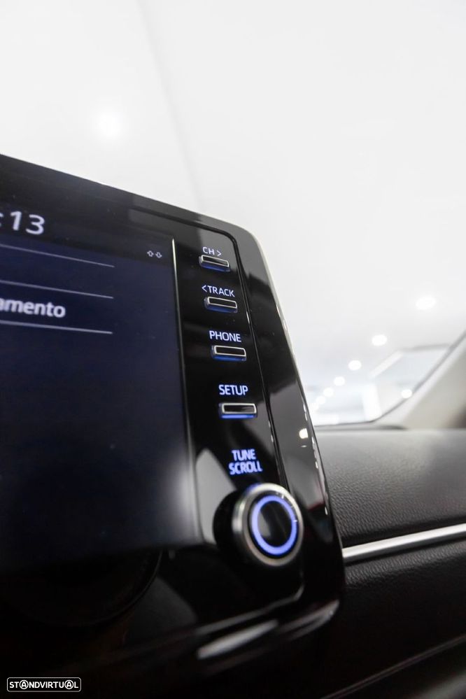 Toyota Yaris 1.5 VVT-i Luxury - 28