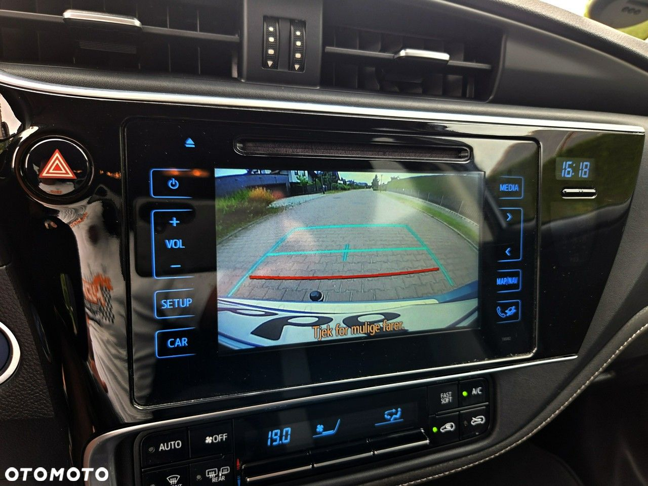 Toyota Auris - 17