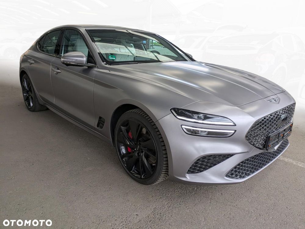 Genesis G70 2.0T Plus AWD 8AT Sport - 2