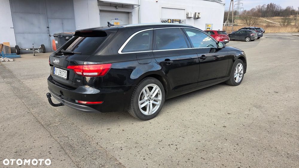 Audi A4 Avant 2.0 TDI S tronic - 11