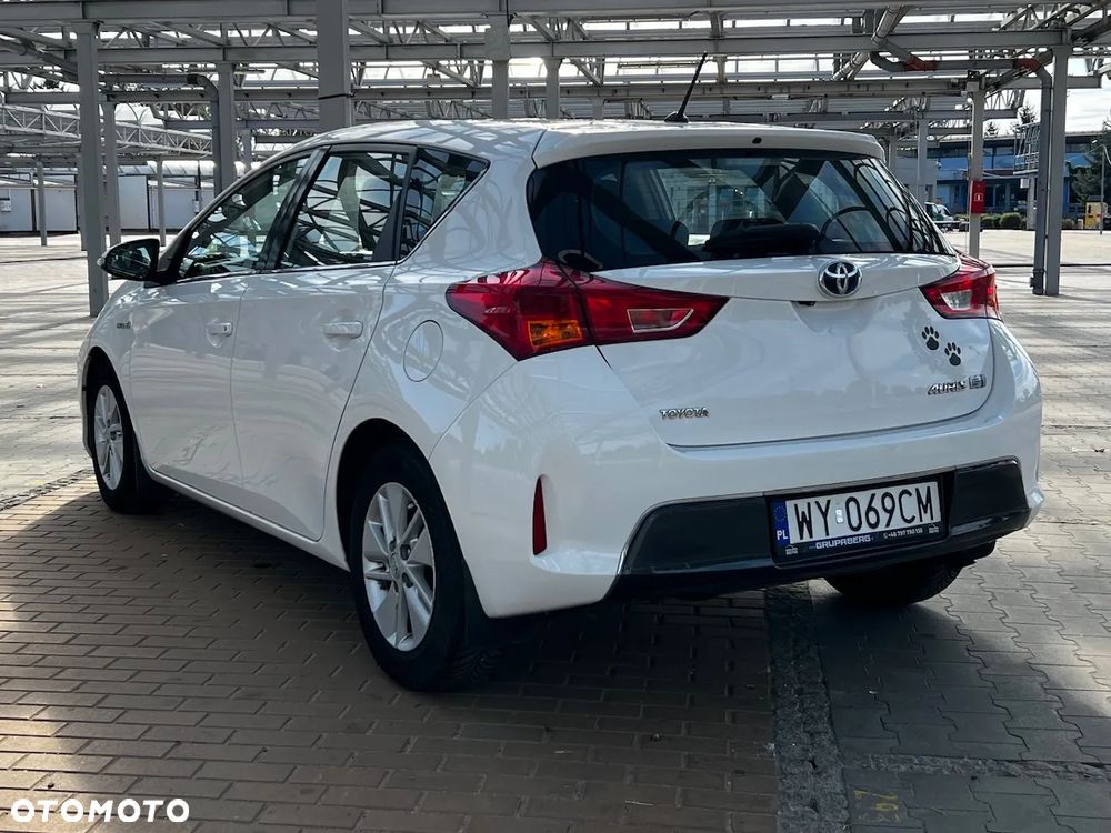 Toyota Auris 1.8 HSD Luna - 6