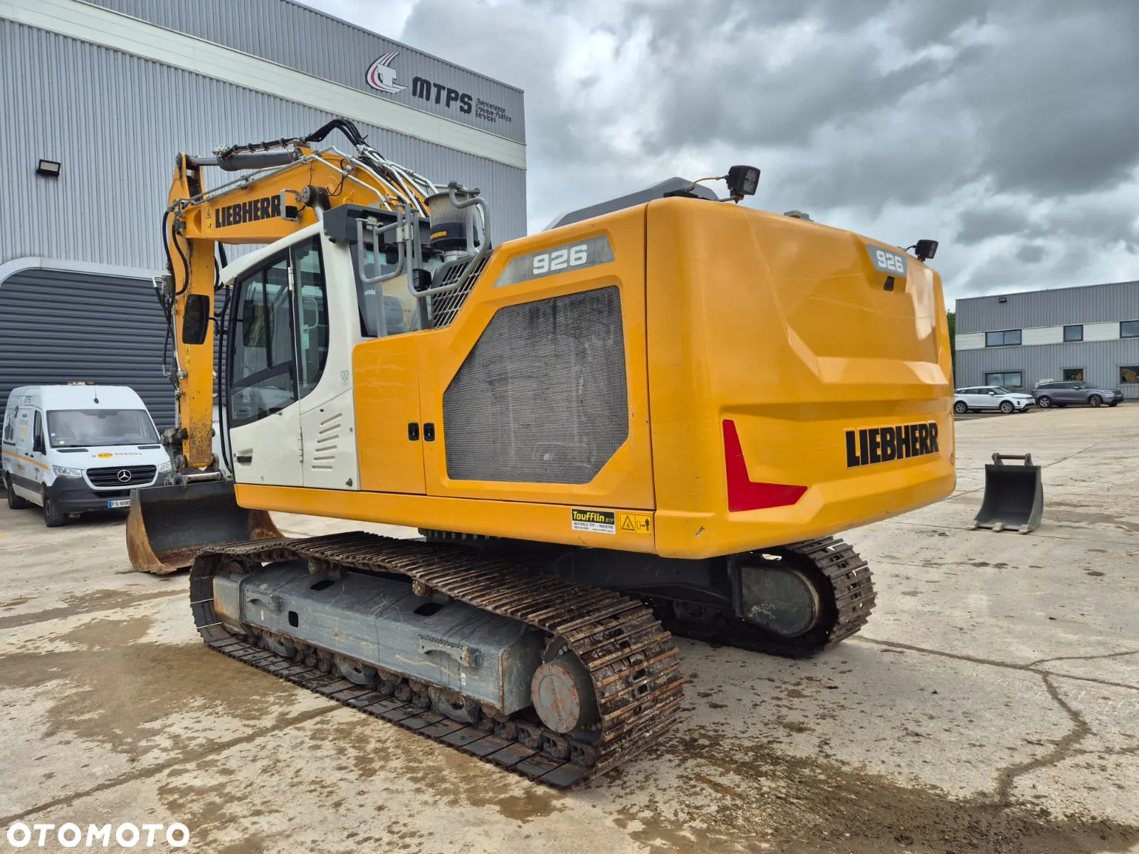 Liebherr R926 - 8