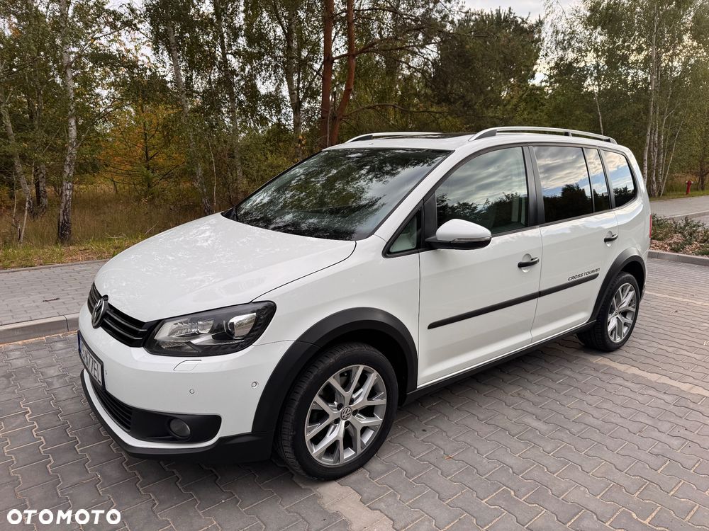 Volkswagen Touran Cross