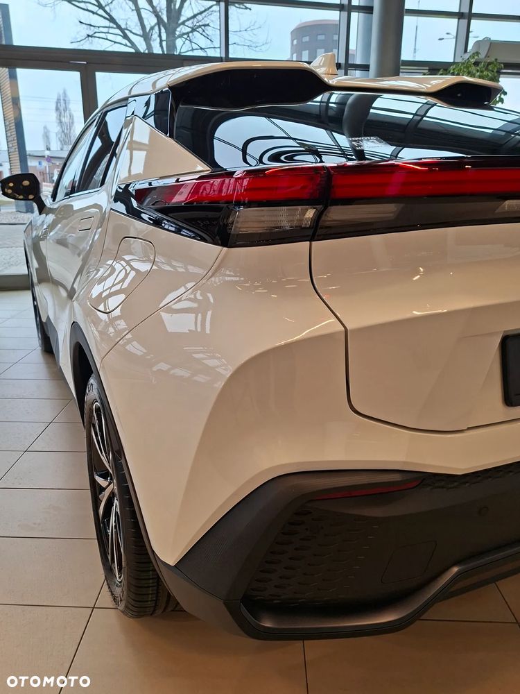 Toyota C-HR 2.0 PHEV Dynamic Force Executive - 4